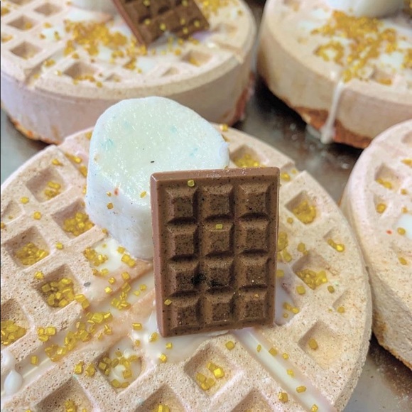 Toasted bath bomb - Picture 2 of 3